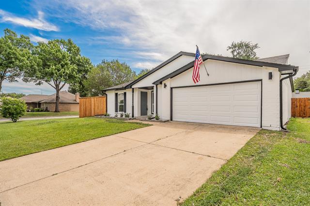 309 Westover Dr in Euless, TX - Building Photo - Building Photo