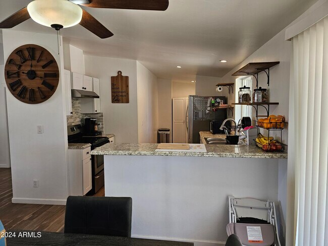 1042 W Ocotilla St in Safford, AZ - Building Photo - Building Photo