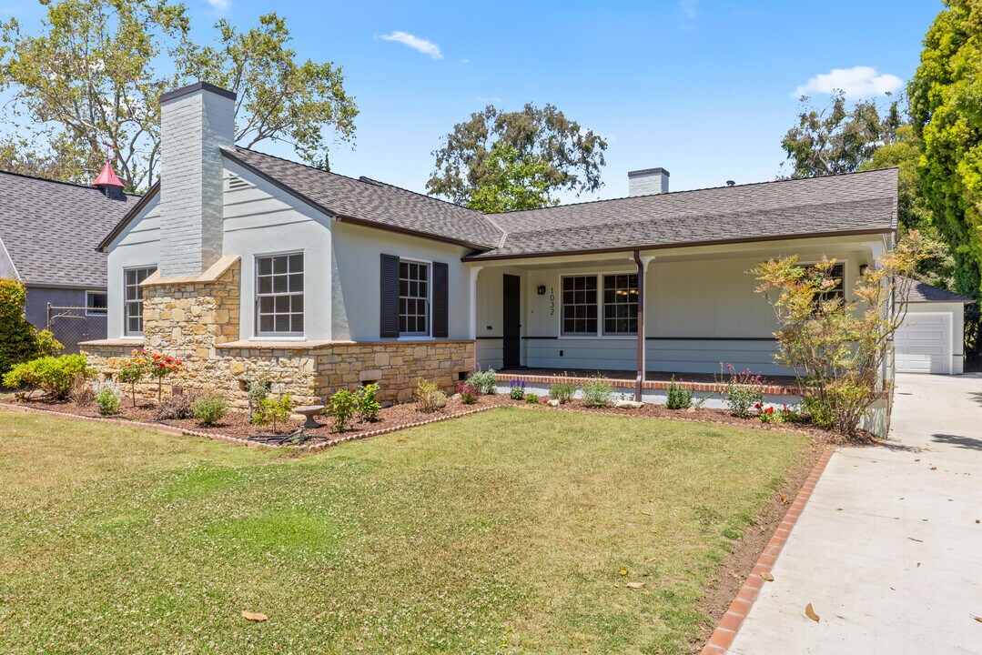 1032 S Carmelina Ave in Los Angeles, CA - Building Photo