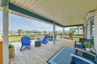 21923 Frio Dr in Galveston, TX - Building Photo - Building Photo