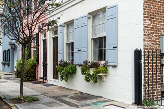 32 State St in Charleston, SC - Building Photo - Building Photo