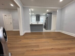 16 Jacoby St in Maplewood, NJ - Building Photo - Building Photo