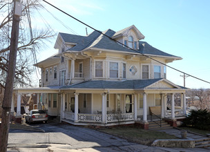 237 Fairview Ave in Council Bluffs, IA - Building Photo - Building Photo