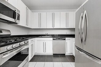50 Murray St in New York, NY - Building Photo - Building Photo