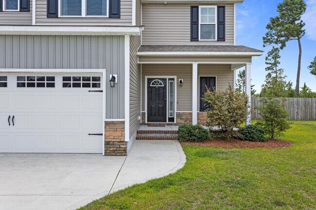 902 Purvis Ct in Richlands, NC - Building Photo - Building Photo
