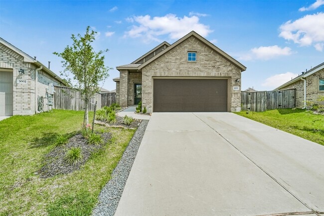 property at 3003 Halleton Ct.