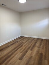 3556 W 73rd Ave, Unit 4 in Merrillville, IN - Foto de edificio - Building Photo