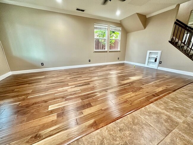 1921 Marinette Ln in Roseville, CA - Building Photo - Building Photo