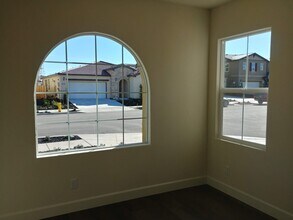 2481 Azalea Ave in Tracy, CA - Building Photo - Building Photo