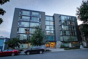 The Bernard in Seattle, WA - Building Photo