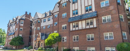 Belvidere Apartments & Newton Apartments in Lakewood, OH - Building Photo - Building Photo