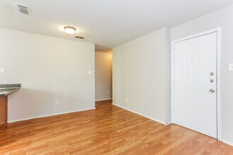 617 Sawyer Dr in Saginaw, TX - Building Photo - Building Photo