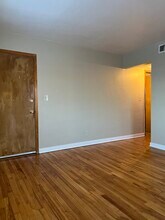 338 E Oklahoma Ave, Unit 4 in Milwaukee, WI - Foto de edificio - Building Photo