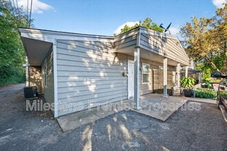 816 S Crockett St in Sherman, TX - Building Photo - Building Photo