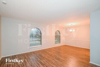 6333 Fallbrook Dr in Garland, TX - Building Photo - Building Photo