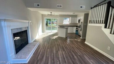 60 Morrison Ave in Newport News, VA - Building Photo - Building Photo
