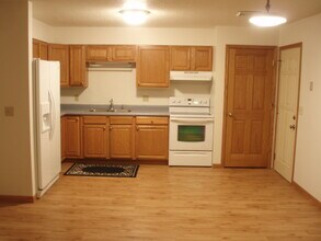 1012 10th Ave N, Unit 1012 in Onalaska, WI - Building Photo - Building Photo