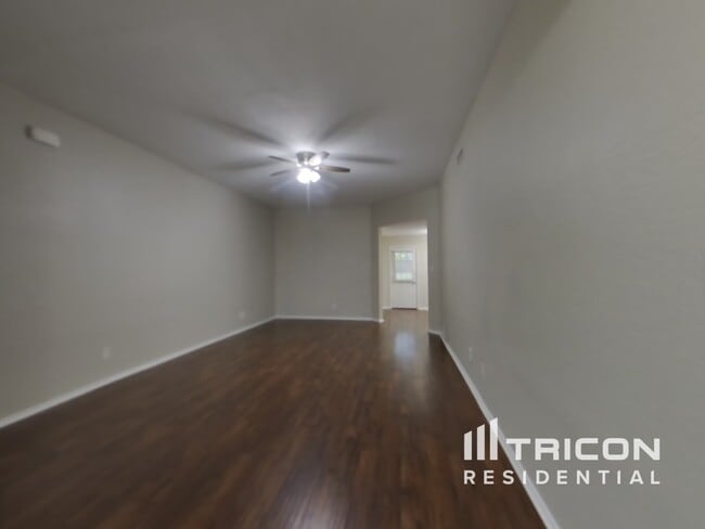 104 Druse Ln in Jarrell, TX - Building Photo - Building Photo