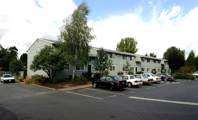 Treya's Terrace Apartments in Hillsboro, OR - Building Photo - Building Photo