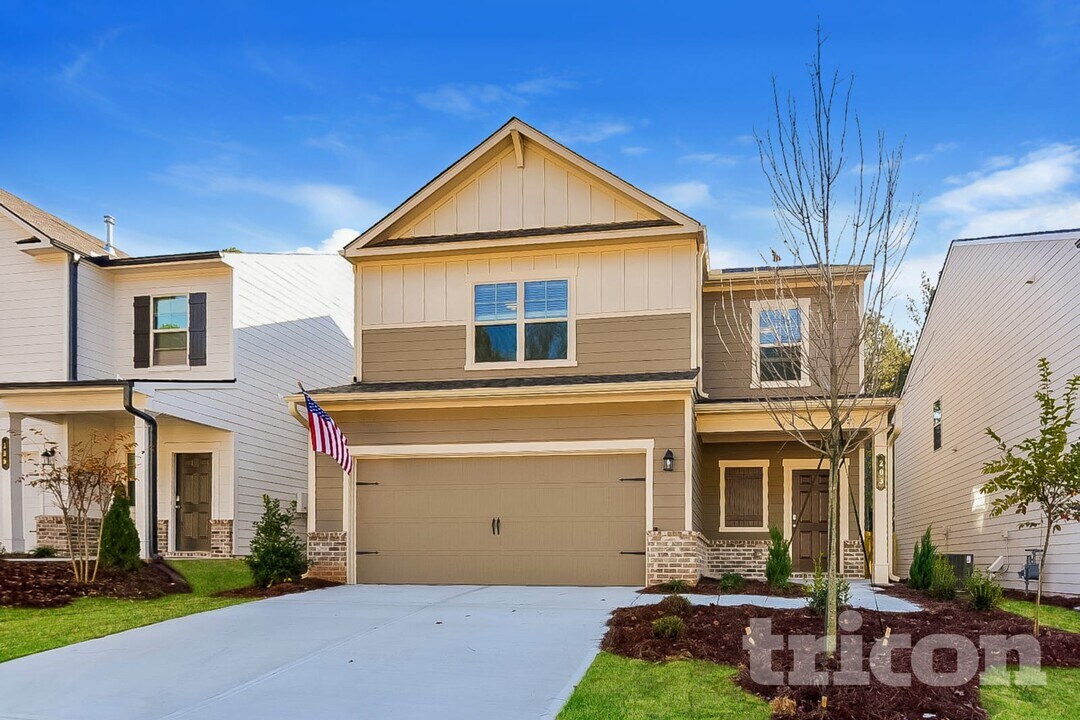 203 Chapelcrest Ln in Holly Springs, GA - Foto de edificio