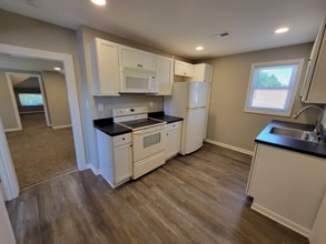 336 S 66th St in Milwaukee, WI - Building Photo - Building Photo