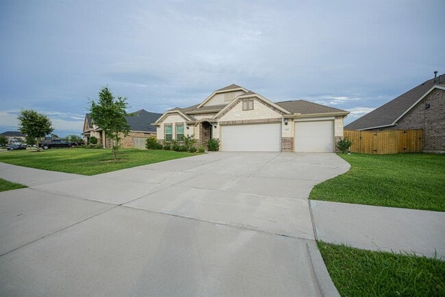 9326 Hartford Valley Trail in Baytown, TX - Building Photo - Building Photo