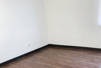 32560 James Curtin Dr in New Haven, MI - Building Photo - Building Photo