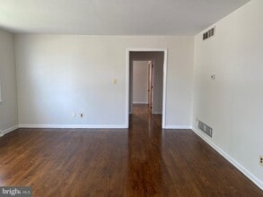 2119 Holborn Rd in Wilmington, DE - Building Photo - Building Photo