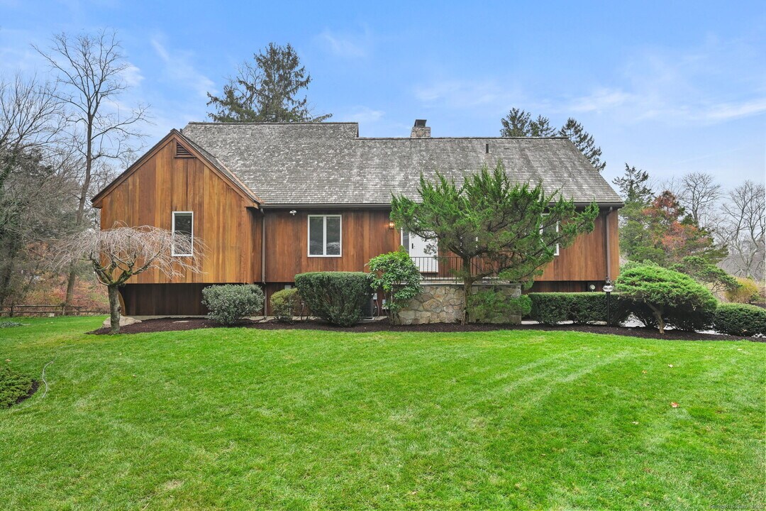 144 W Norwalk Rd in Norwalk, CT - Building Photo