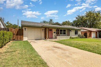 13520 Glenside Dr in Farmers Branch, TX - Building Photo - Building Photo
