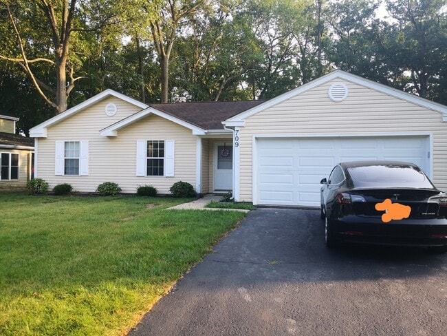 property at 709 Dartmouth Dr