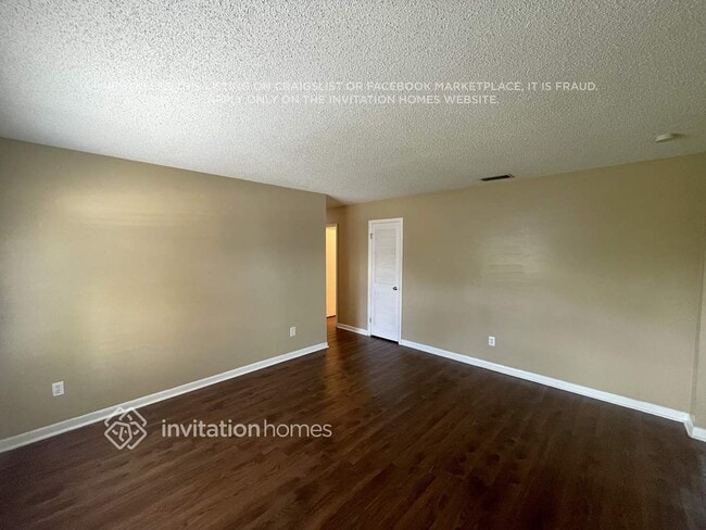 813 Senate Ct, Unit 102 in Tampa, FL - Building Photo - Building Photo