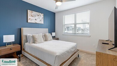 255 Williamsburg Pkwy, Unit B310 in Fate, TX - Foto de edificio - Building Photo