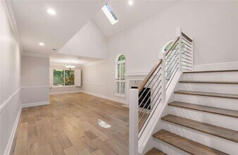 1053 Standard Dr NE in Atlanta, GA - Building Photo - Building Photo