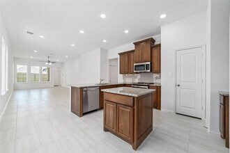 26023 Hawking Vis Rd in Richmond, TX - Building Photo - Building Photo