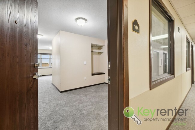 property at 1411 S Douglas Ave