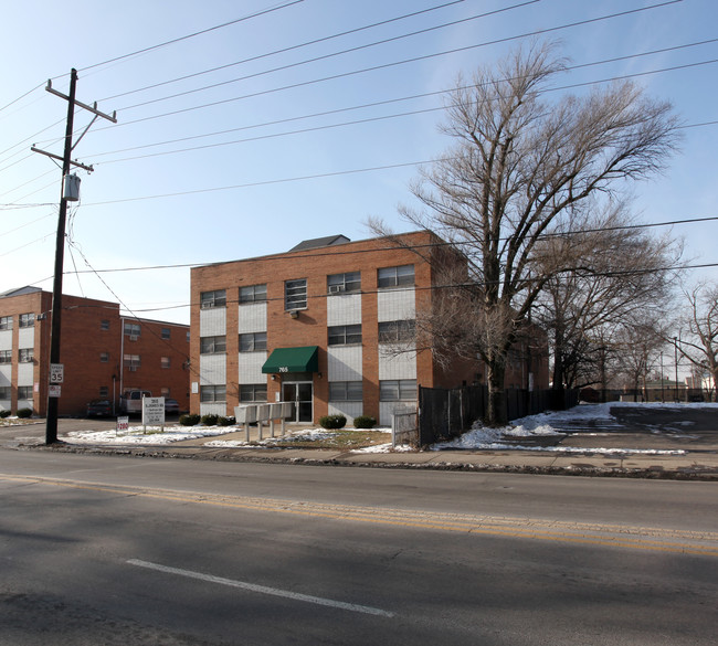 James Road Apartments in Columbus, OH - Building Photo - Building Photo