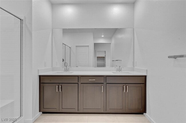 property at 3303 Viola Hls Ave
