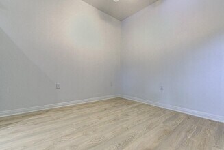 2006 Rosewood Ave in Austin, TX - Building Photo - Building Photo