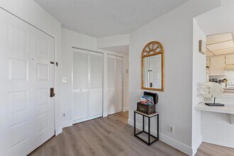 1605 S US Hwy 1, Unit B201 in Jupiter, FL - Building Photo - Building Photo
