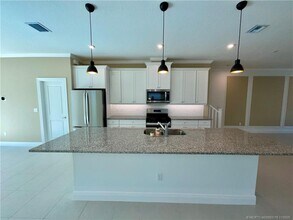 860 SW St Creek Dr in Palm City, FL - Building Photo - Building Photo