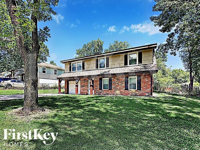 5548 NE 58th St in Kansas City, MO - Building Photo