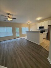 2861 Windsor Forrest Ct in College Park, GA - Building Photo - Building Photo