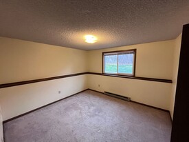 357 Westchester Square S in Billings, MT - Building Photo - Building Photo