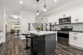 966 Wilson Ave in Columbus, OH - Building Photo - Building Photo