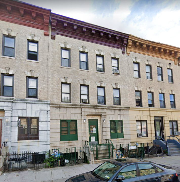 234 Schenectady Ave in Brooklyn, NY - Building Photo