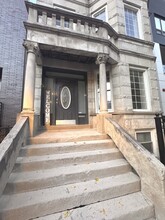 2826 W Lyndale St in Chicago, IL - Building Photo - Building Photo