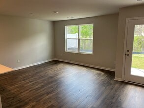 260 Dale Mires Ln in Baxter, TN - Building Photo - Building Photo