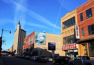 1942 W North Ave in Chicago, IL - Building Photo - Building Photo