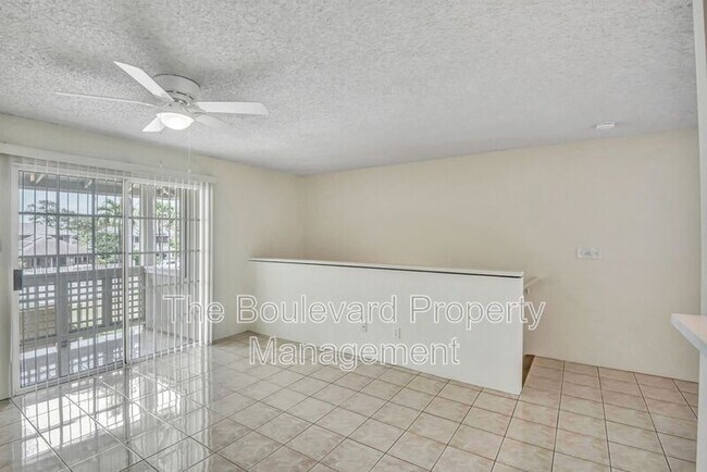 91-1062-1062 Makaaloa St in Ewa Beach, HI - Building Photo - Building Photo